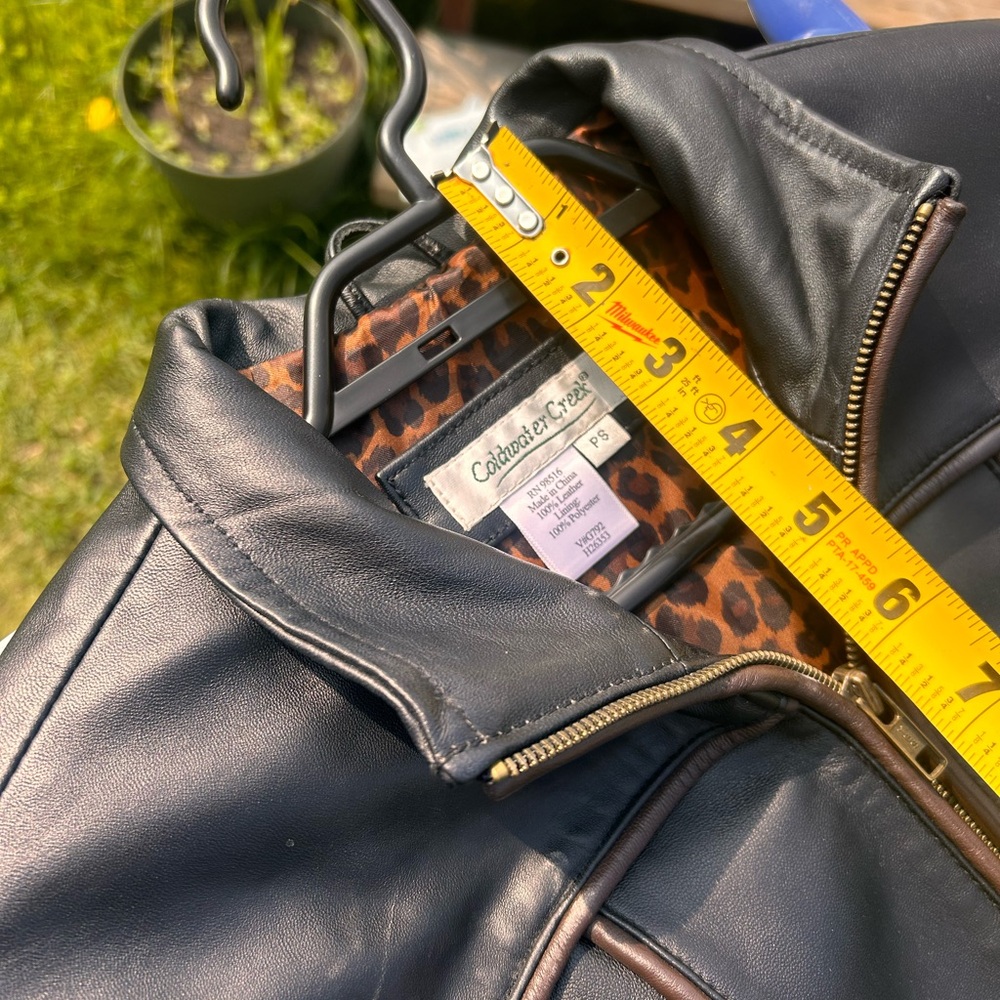 Soft Genuine Leather Jacket with Leopard-print Lining - Picture 13 of 16